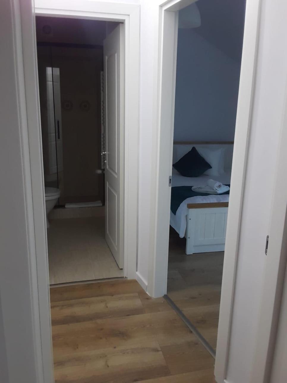 Pensiunea Dunavis Orşova Esterno foto